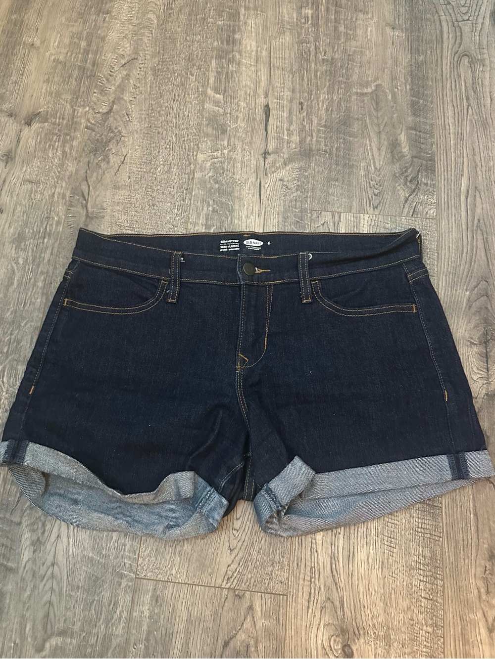 Old Navy Dark Denim Shorts Size 6